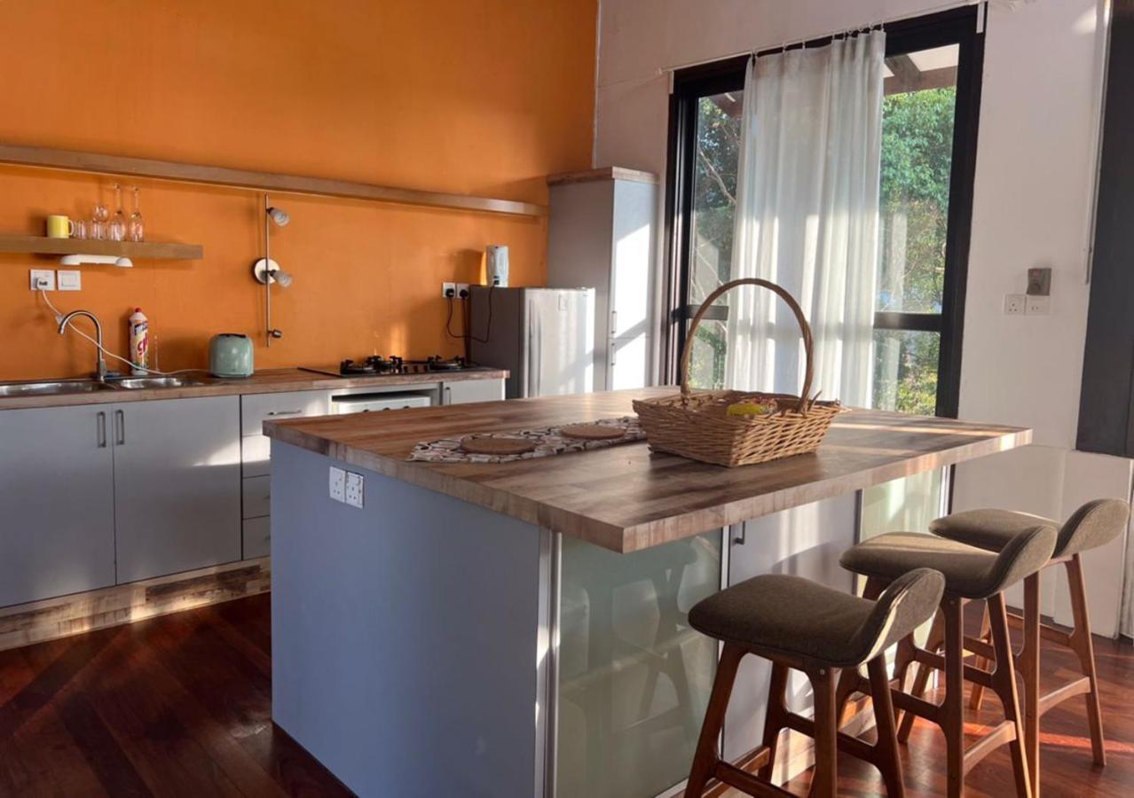 Gaze 2: Modern Tropical Seaview Villa パンタイ・サナング エクステリア 写真